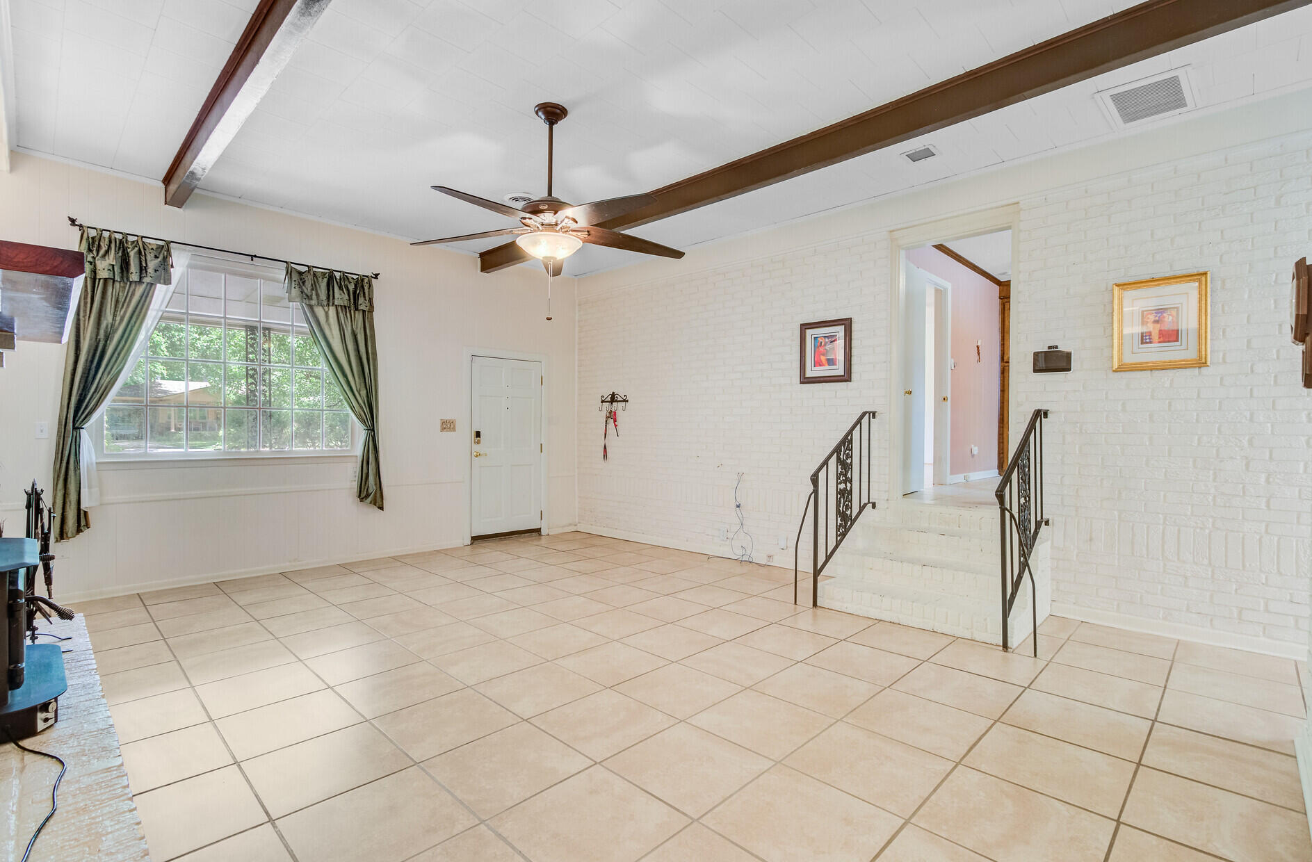 106 Newington Road Summerville, SC 29485 - Photo 6 of 35 10_10_mls