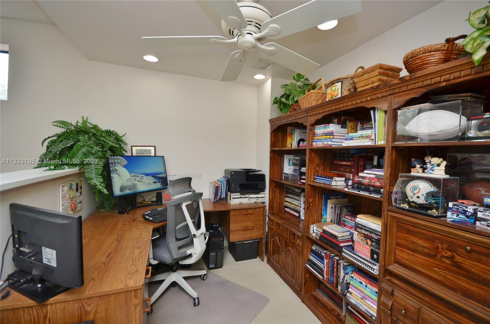 14528 Balgowan Road Miami Lakes, FL 33016 - Photo 36 of 39 Gallery Image 36