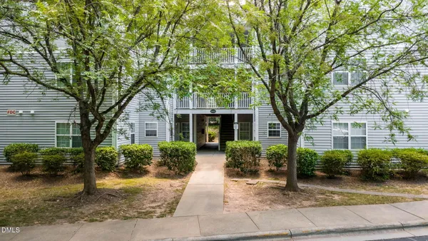$279,900 | 2021 Wolf Tech Lane, Unit 303, Raleigh, NC 27603