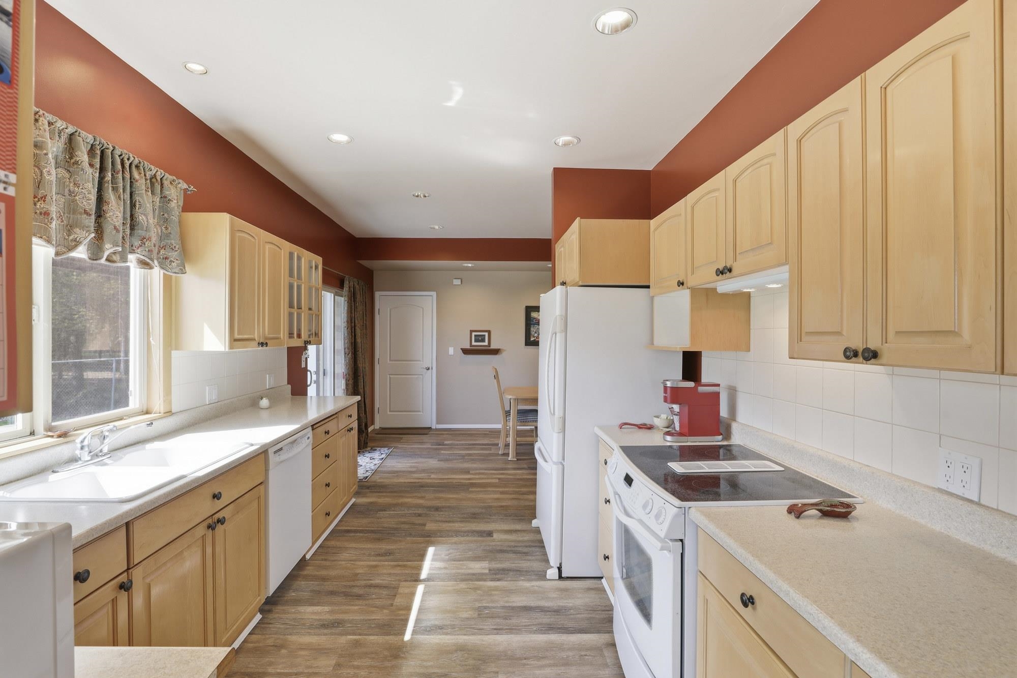 7905 South Ramona Road Spokane, WA 99224 - Photo 13 of 50