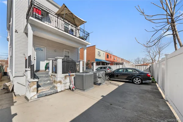 $1,350,000 | 2710 Lurting Avenue | Laconia