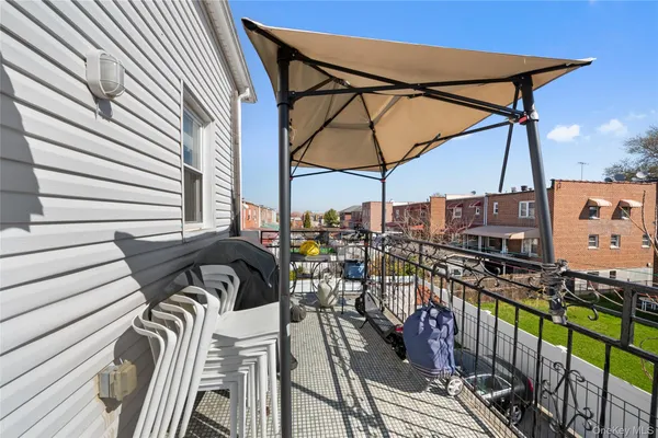 $1,350,000 | 2710 Lurting Avenue | Laconia