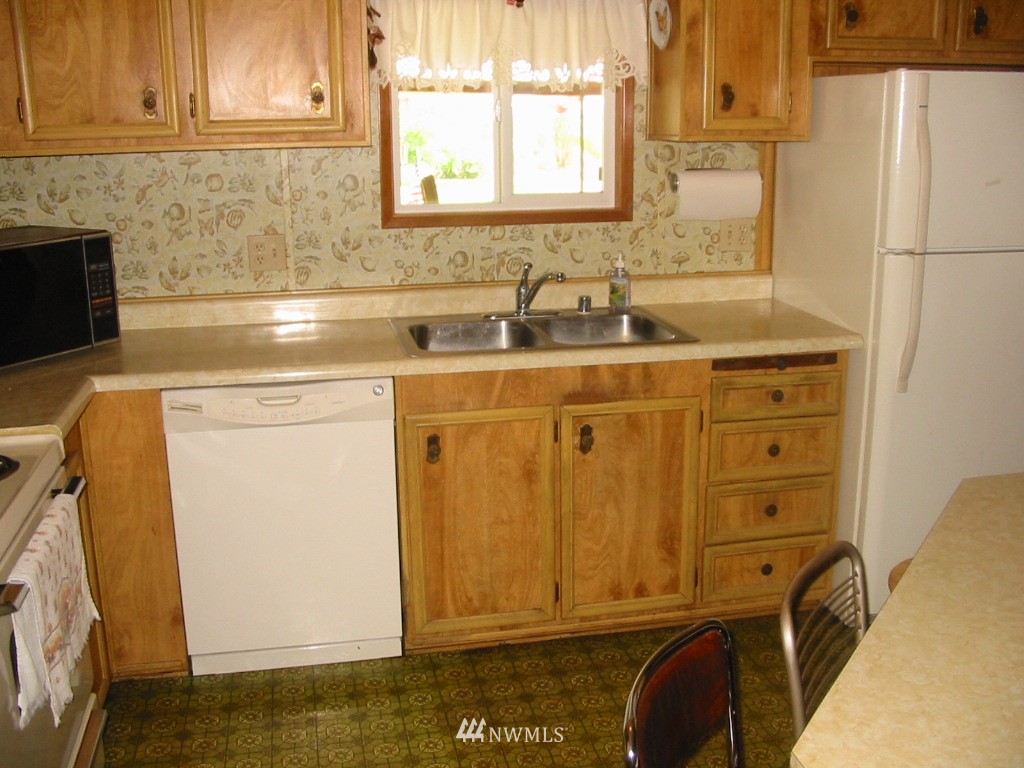 2005 West Atkinson Road Othello, WA 99344 - Photo 3 of 25