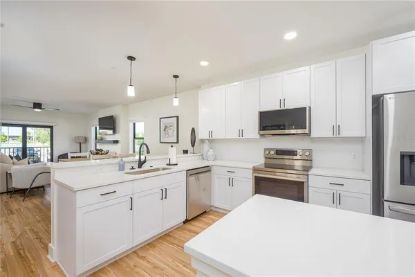 $464,000 | 419 Southeast 1st Avenue, Unit 103, Ocala, FL 34471