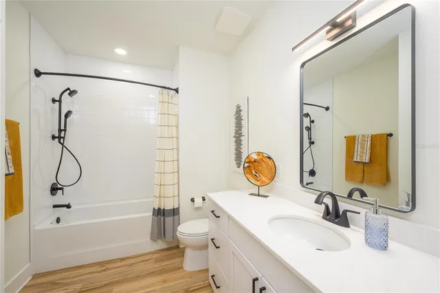 $464,000 | 419 Southeast 1st Avenue, Unit 103, Ocala, FL 34471