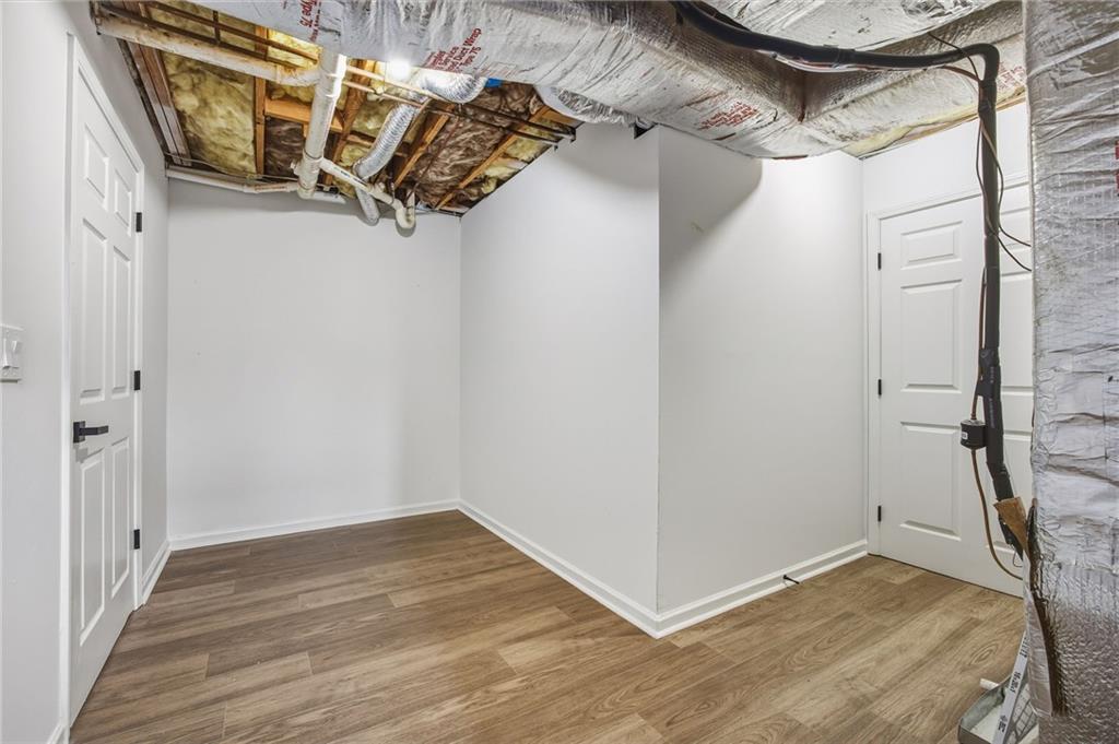 4457 Wesley Way Austell, GA 30106 - Photo 27 of 37 a view of a room with of a bathroom