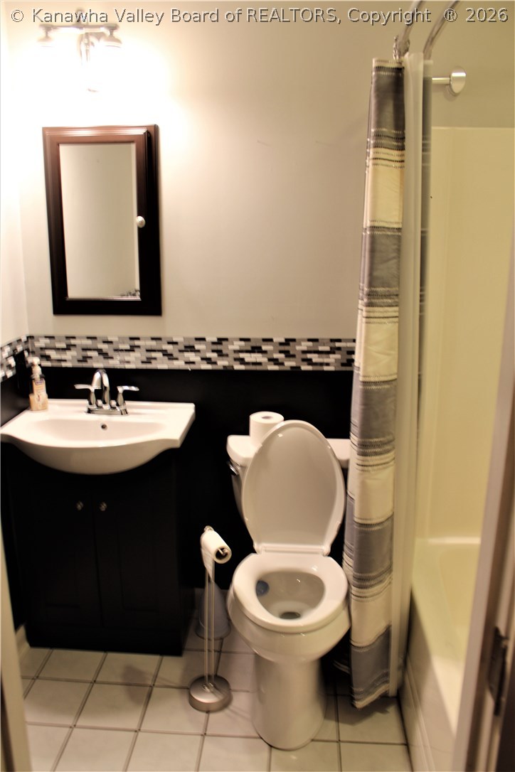 728 Lower Donnally Road Charleston, WV 25304 - Photo 17 of 19 Gallery Image 17