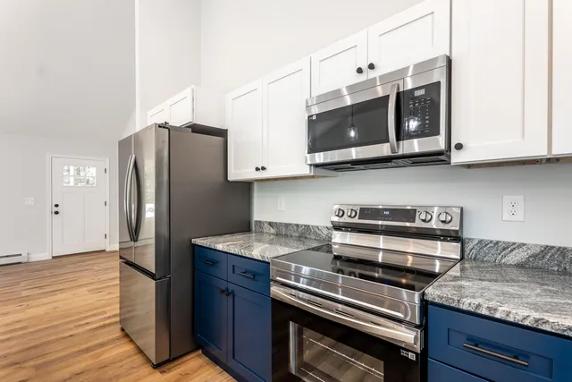 $450,000 | 48 King Hill Road, Limerick, ME 04048