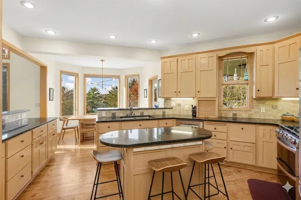 $1,499,999 | N7177 1280th Street, River Falls, WI 54022