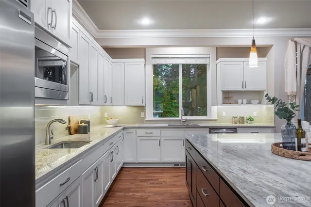 $8,000 | 4017 139th Avenue Southeast, Bellevue, WA 98006