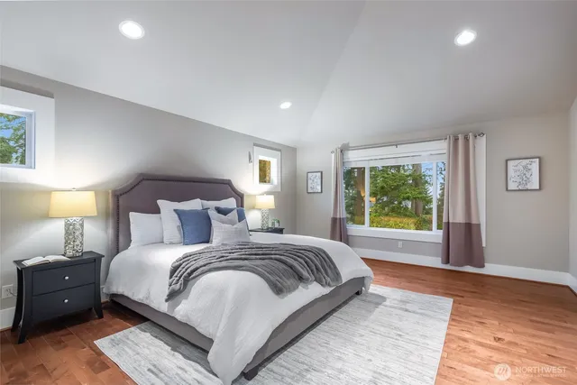 $8,000 | 4017 139th Avenue Southeast, Bellevue, WA 98006