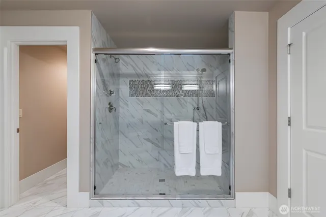 $8,000 | 4017 139th Avenue Southeast, Bellevue, WA 98006