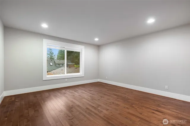 $8,000 | 4017 139th Avenue Southeast, Bellevue, WA 98006