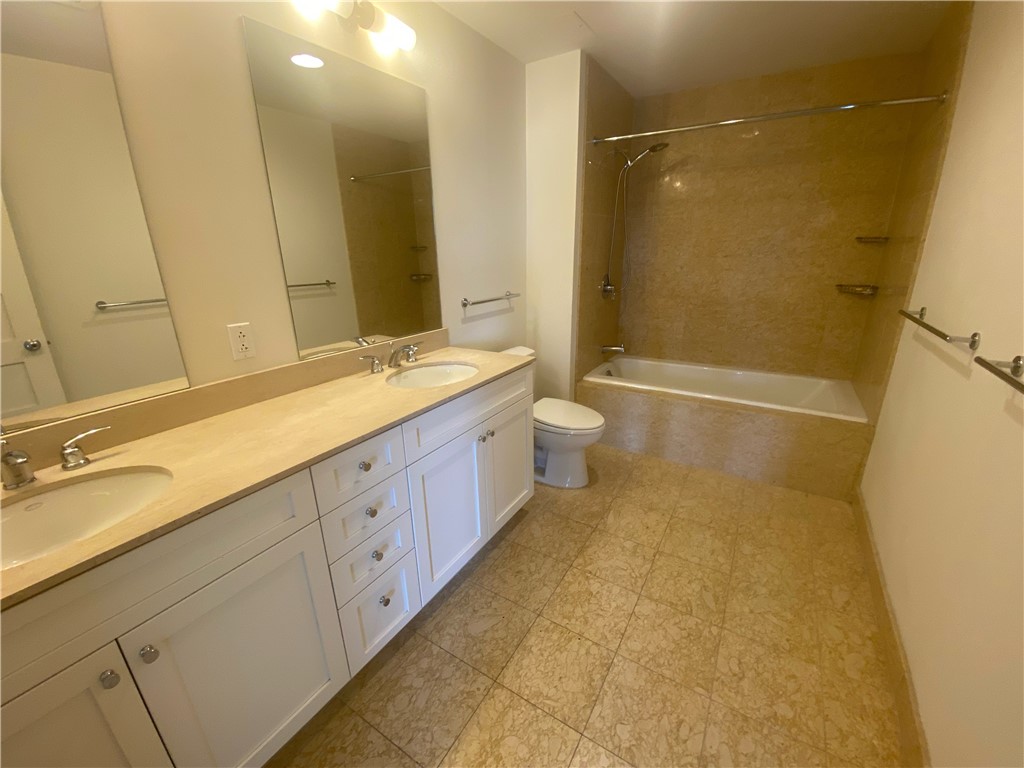 100 Exchange Street, Unit 1402 Providence, RI 02903 - Photo 13 of 33