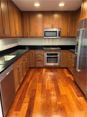 $3,700 | 100 Exchange Street, Unit 1402, Providence, RI 02903