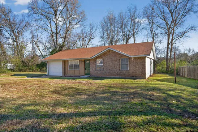 $195,900 | 734 Pinkerton Drive, Tyler, TX 75701