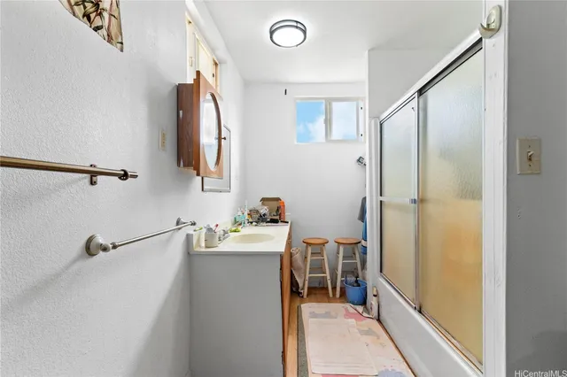 $3,800,000 | 85-1490 Waianae Valley Road, Waianae, HI 96792