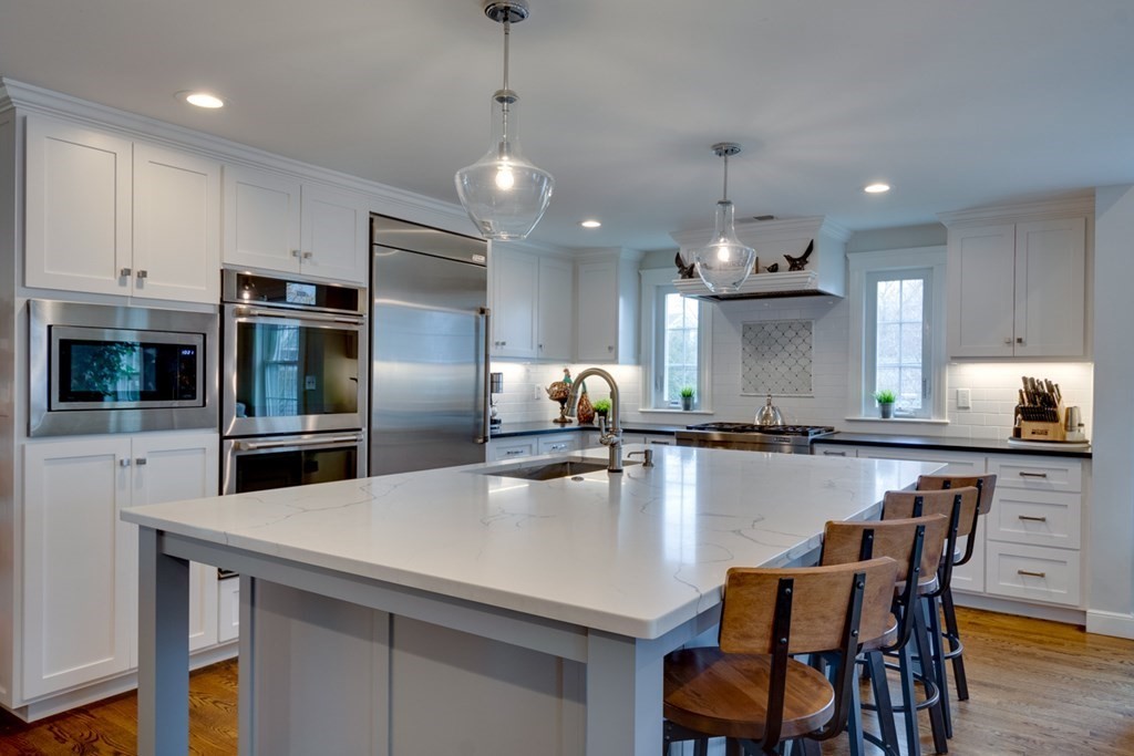 8 Whiting Way Needham, MA 02492 - Photo 11 of 41 Gallery Image 11