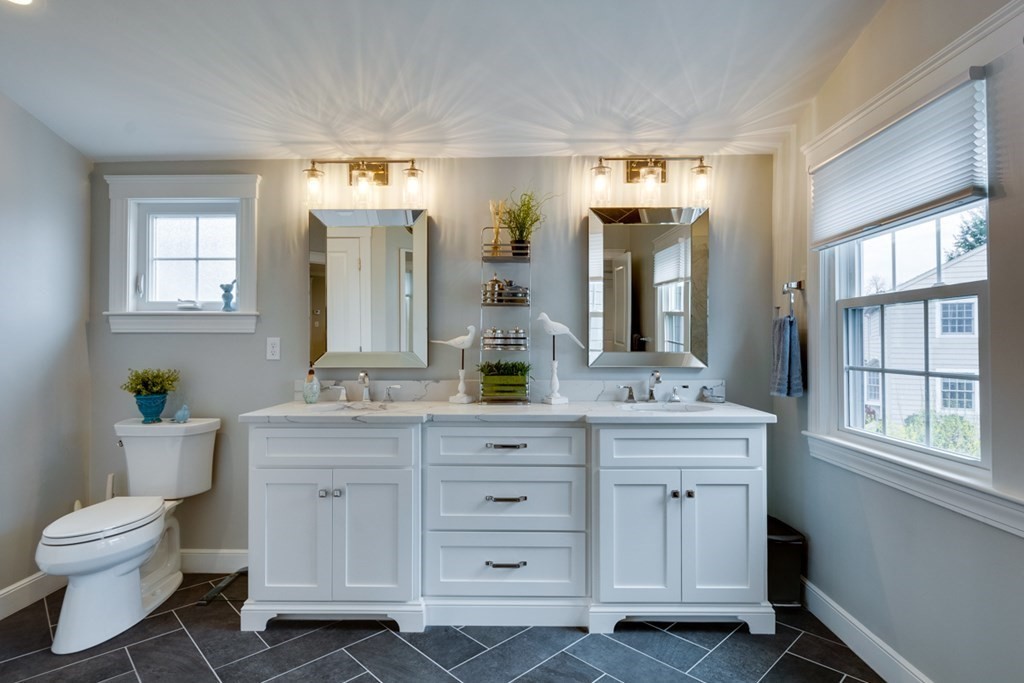 8 Whiting Way Needham, MA 02492 - Photo 29 of 41 Gallery Image 29