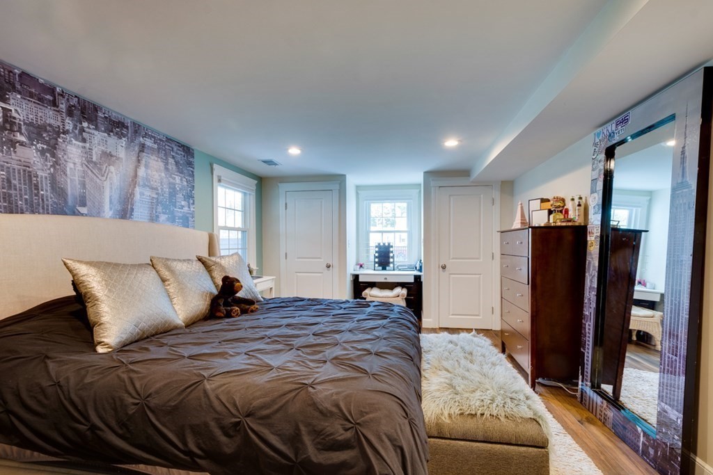 8 Whiting Way Needham, MA 02492 - Photo 38 of 41 Gallery Image 38