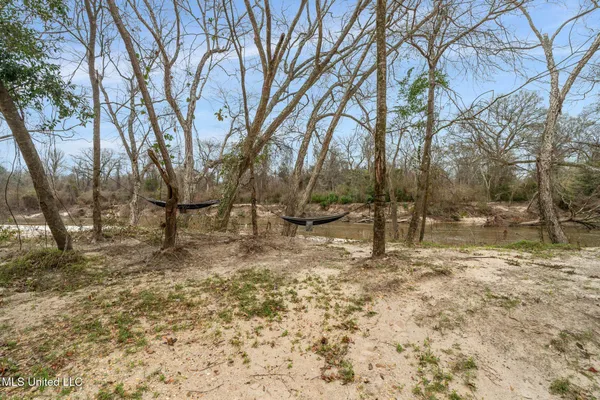 $649,000 | Undisclosed Address, Hattiesburg, MS 39402