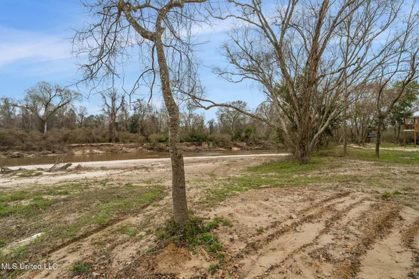 $649,000 | Undisclosed Address, Hattiesburg, MS 39402