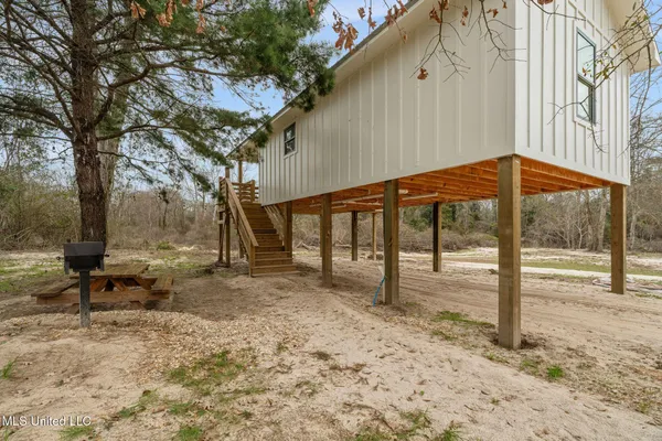 $649,000 | Undisclosed Address, Hattiesburg, MS 39402