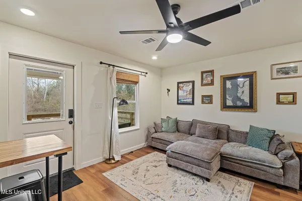 $649,000 | Undisclosed Address, Hattiesburg, MS 39402