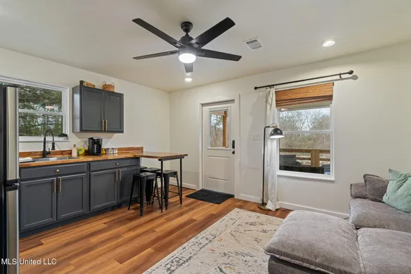 $649,000 | Undisclosed Address, Hattiesburg, MS 39402