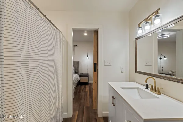 $649,000 | Undisclosed Address, Hattiesburg, MS 39402