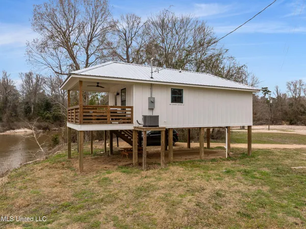 $649,000 | Undisclosed Address, Hattiesburg, MS 39402