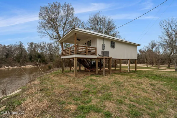 $649,000 | Undisclosed Address, Hattiesburg, MS 39402