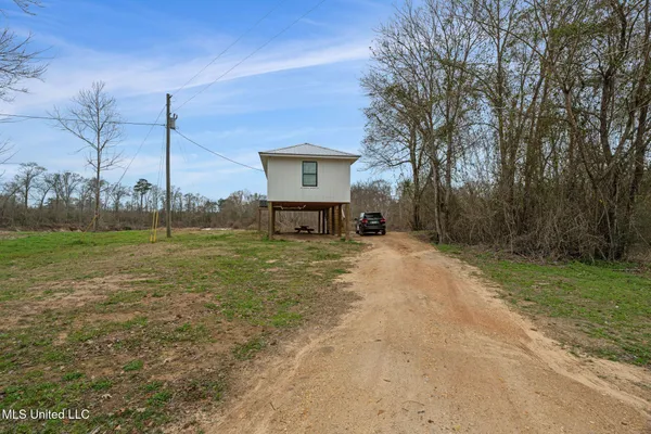 $649,000 | Undisclosed Address, Hattiesburg, MS 39402