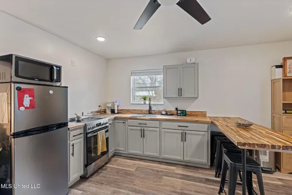 $649,000 | Undisclosed Address, Hattiesburg, MS 39402