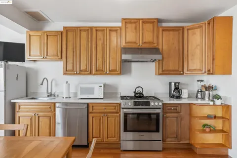 $1,295,000 | 2849 Bryant Street, San Francisco, CA 94110