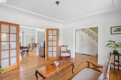 $1,295,000 | 2849 Bryant Street, San Francisco, CA 94110