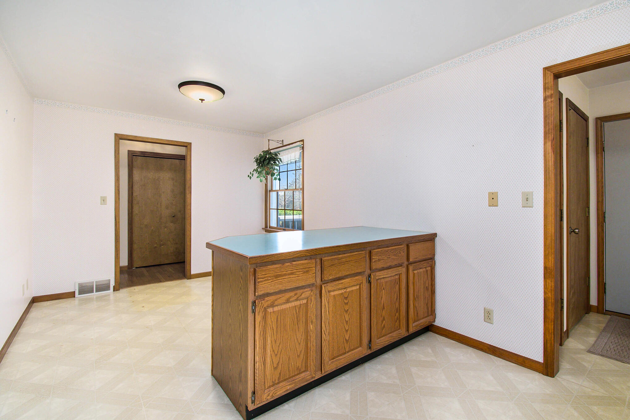 1892 Lincoln Road Allegan, MI 49010 - Photo 13 of 37 DSC_6077