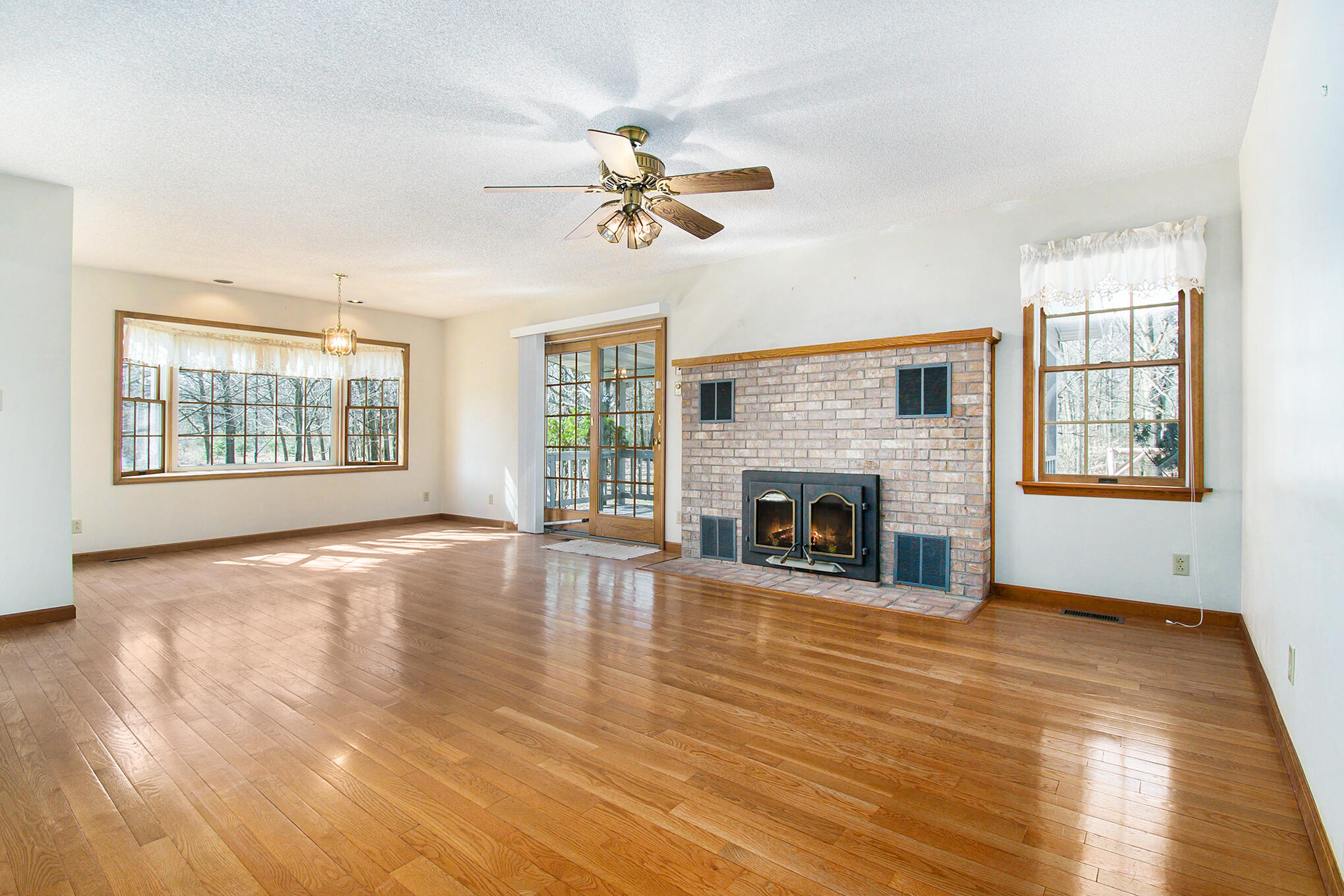 1892 Lincoln Road Allegan, MI 49010 - Photo 7 of 37 DSC_6067
