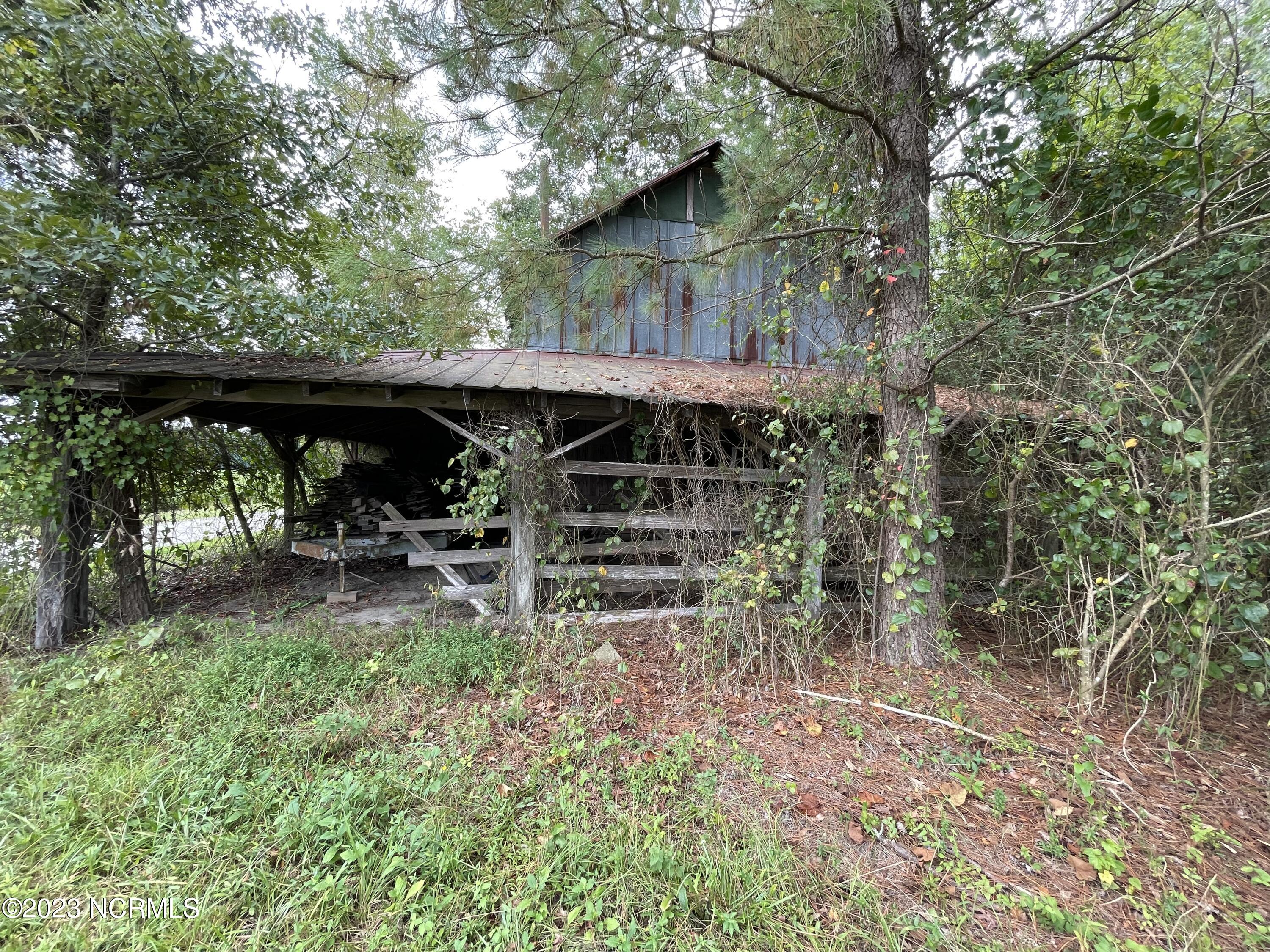 6741 Fire Dept Road Williamston, NC 27892 - Photo 54 of 57 Tobacco Barn