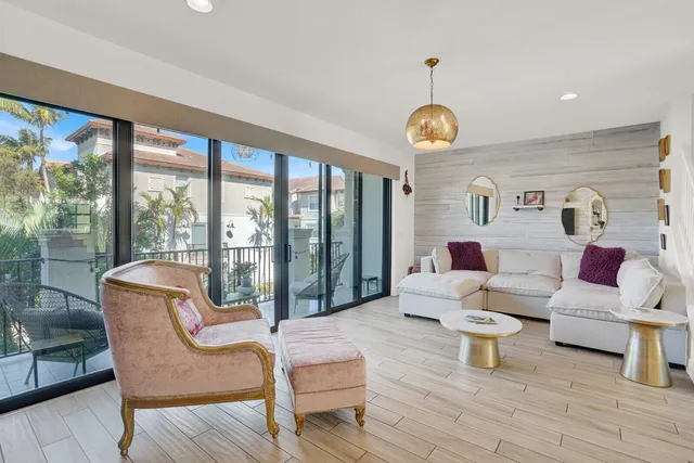 $759,000 | 625 Windward Circle, Boynton Beach, FL 33435