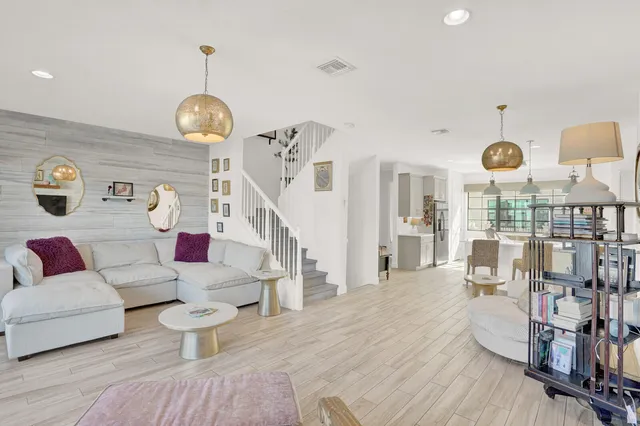 $759,000 | 625 Windward Circle, Boynton Beach, FL 33435