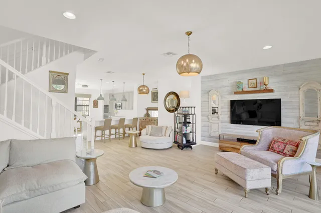 $759,000 | 625 Windward Circle, Boynton Beach, FL 33435