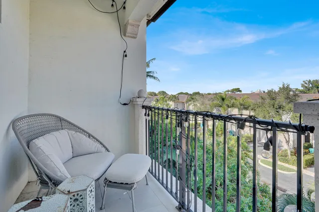 $759,000 | 625 Windward Circle, Boynton Beach, FL 33435