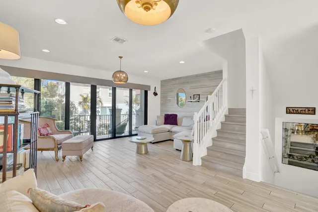 $759,000 | 625 Windward Circle, Boynton Beach, FL 33435