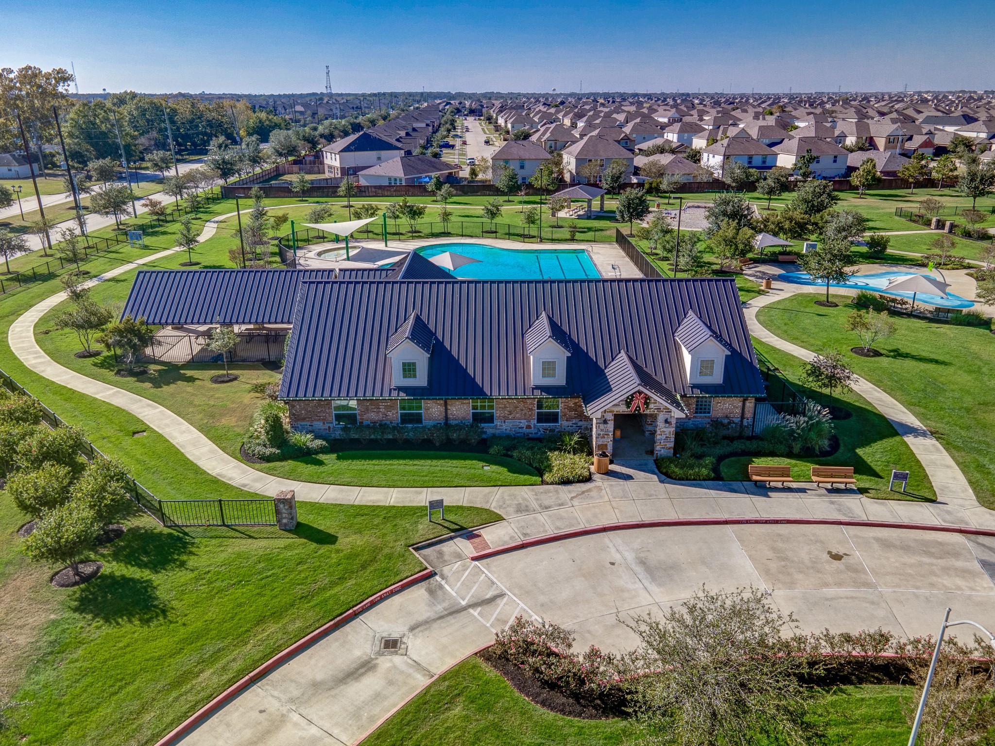 23346 Hemlock Tree Lane Katy, TX 77493 - Photo 4 of 7 an aerial view of a house with a garden and yard