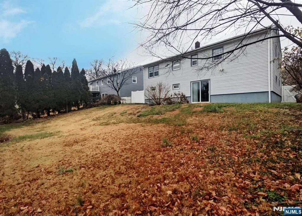 88 Herrick Street East Rutherford, NJ 07073 - Photo 26 of 27 Gallery Image 26