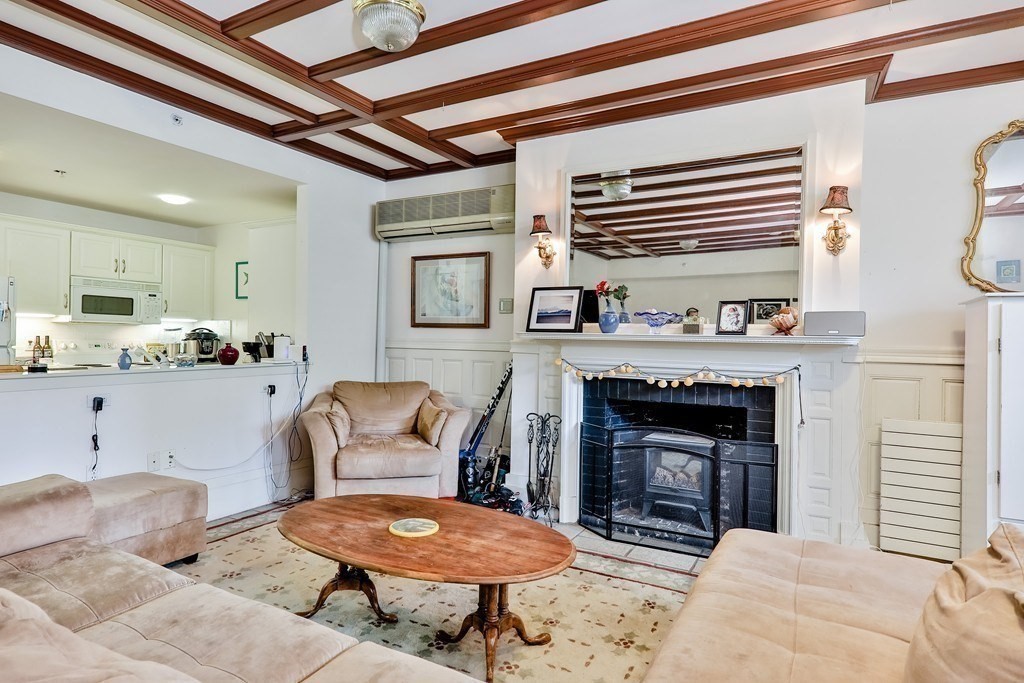 17 Bay State Road, Unit G Boston, MA 02215 - Photo 3 of 6