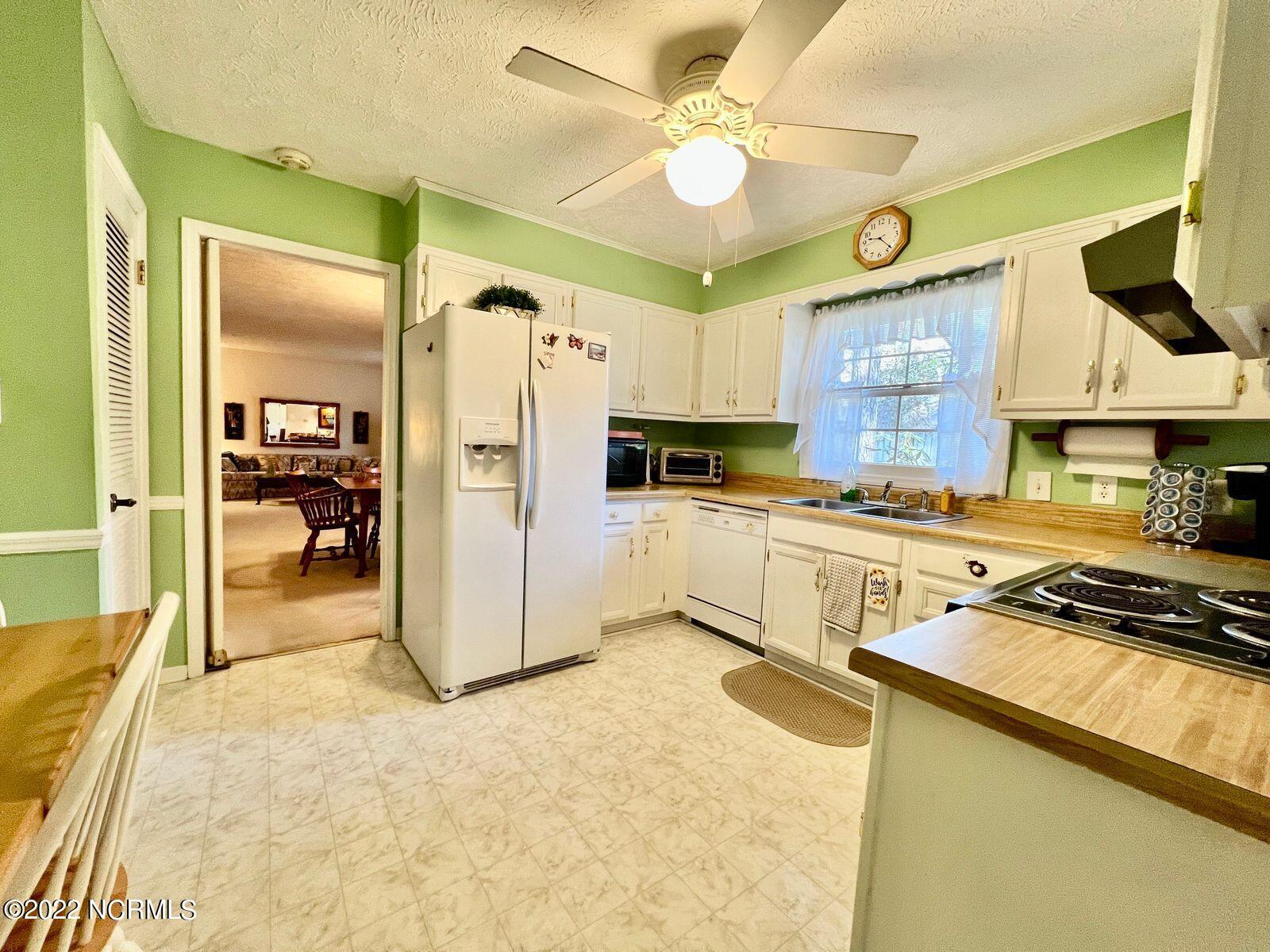 1801 Sandcrest Drive Rockingham, NC 28379 - Photo 2 of 24 SC21