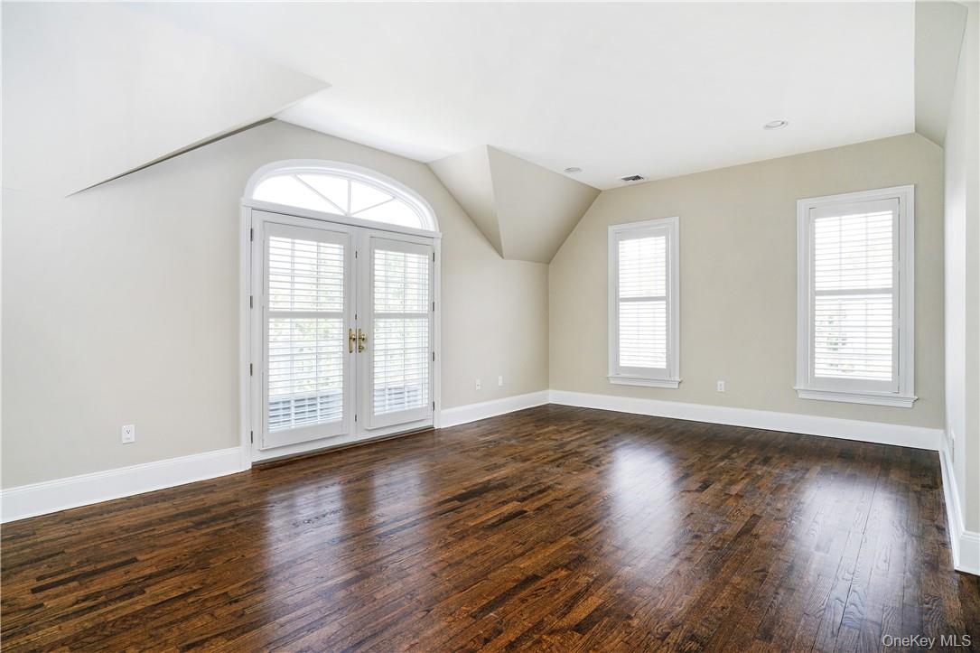 66 Apawamis Avenue Rye, NY 10580 - Photo 12 of 28