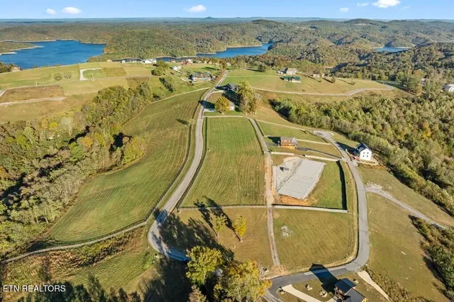 $59,900 | Bald Eagle Lane, Celina, TN 38551